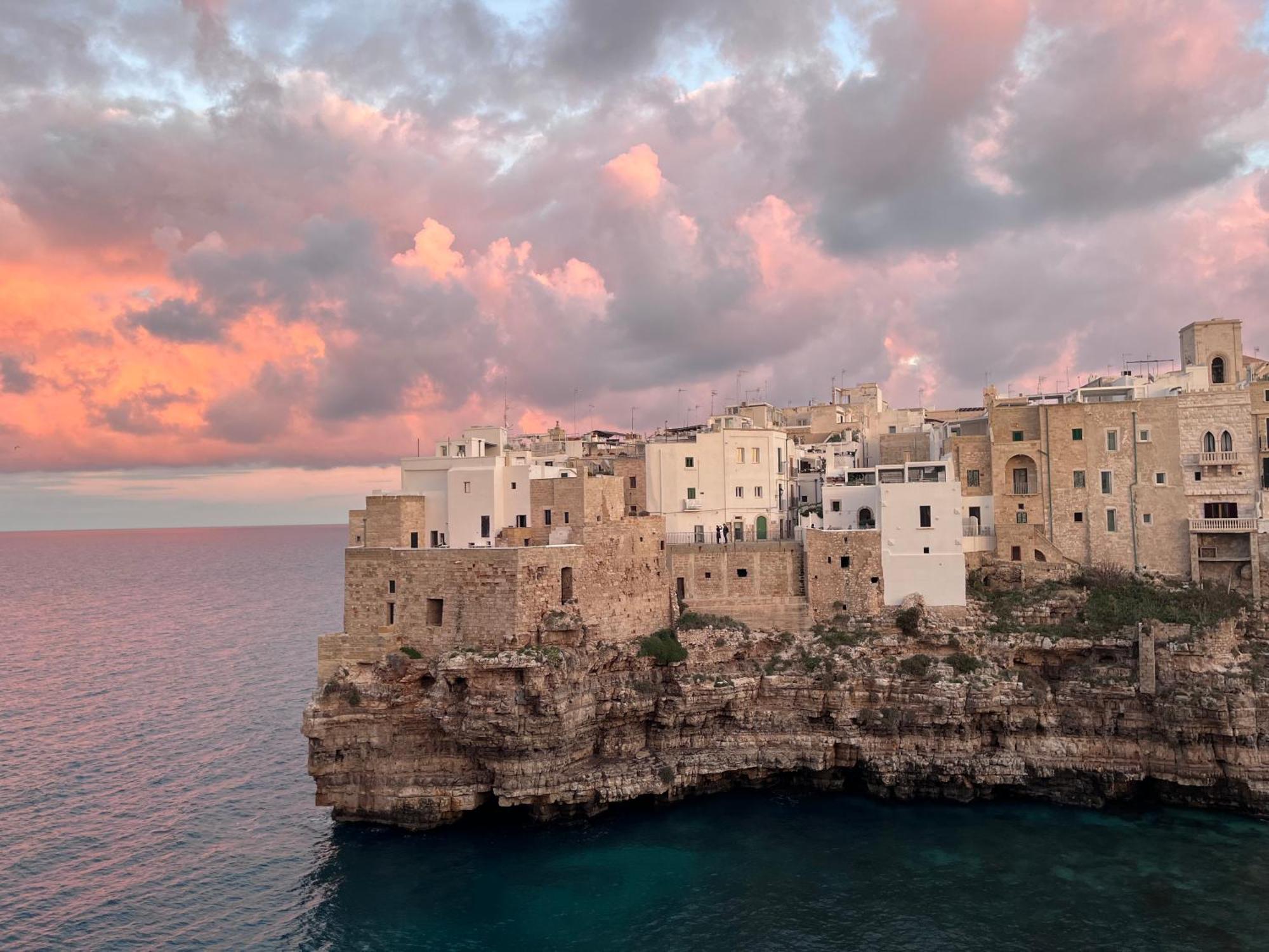 Orange Dream Hotel Polignano a Mare Exterior foto